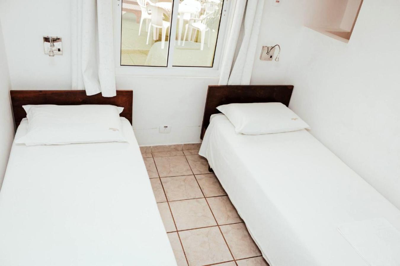 Hotel Cabana Suica Гуаратуба Номер фото