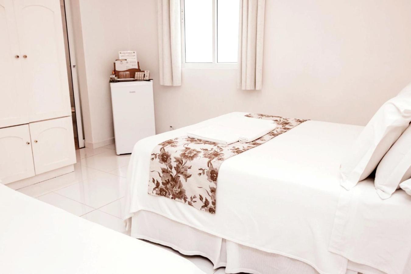 Hotel Cabana Suica Гуаратуба Номер фото